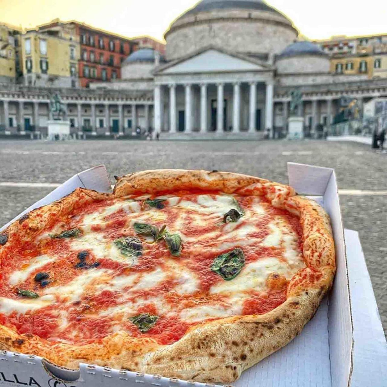 Your Central Wide Place - Min 31 Days Napoli Esterno foto