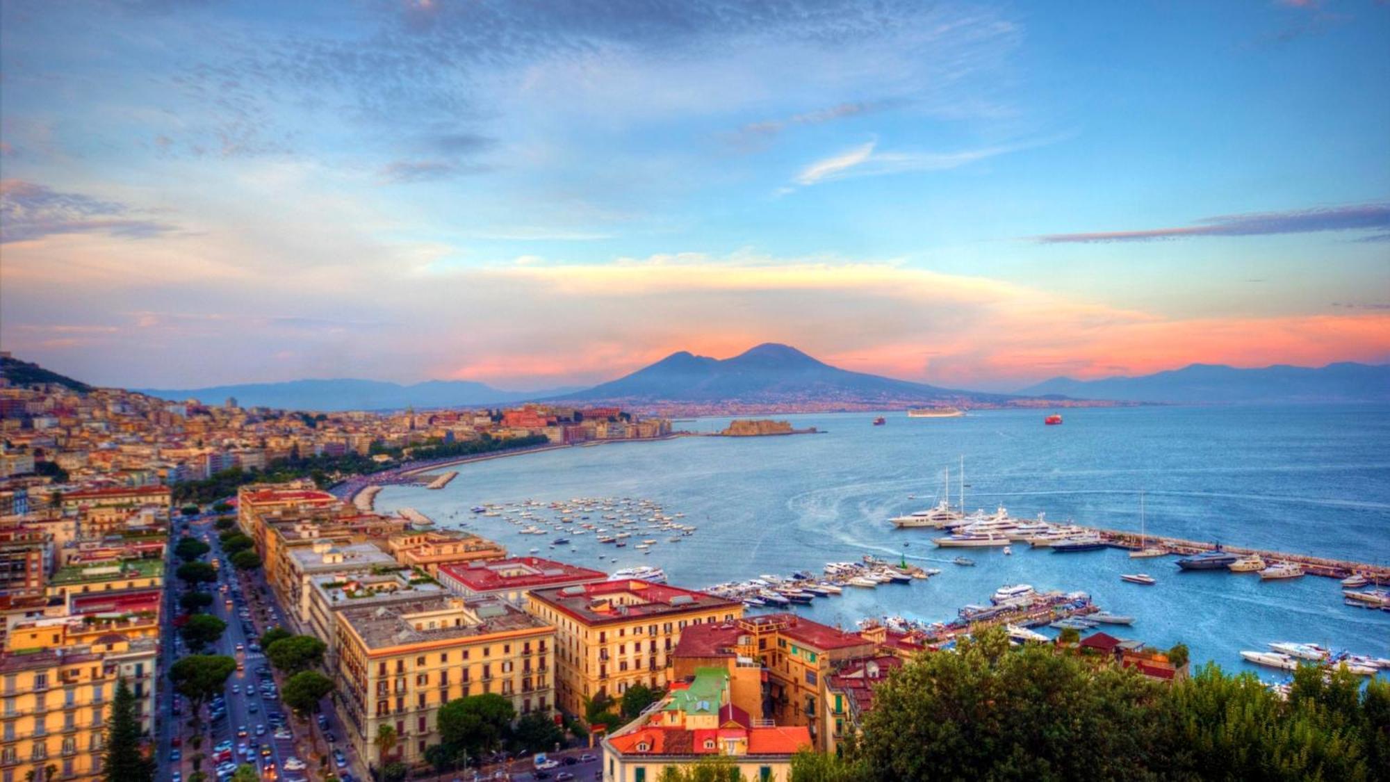 Your Central Wide Place - Min 31 Days Napoli Esterno foto